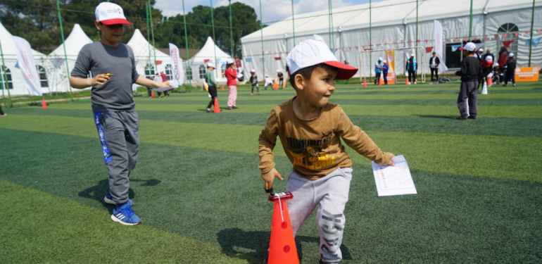 Çocuklar Sporun İyileştirici Gücüyle Yaralarını Sarıyor!