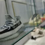 Adidas, Yeezy hisselerinin bir kısmını satacak