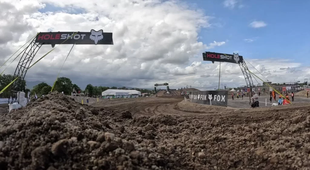 Çamur koşusu: Kirli, zorlu, üst düzey eğlence