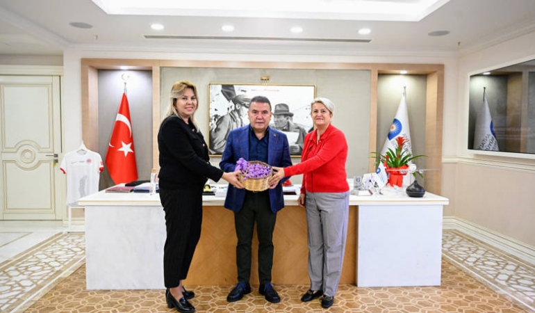 gundem-antalya-haberleri-d4d31220f559116a70961a8a985a8c43.webp