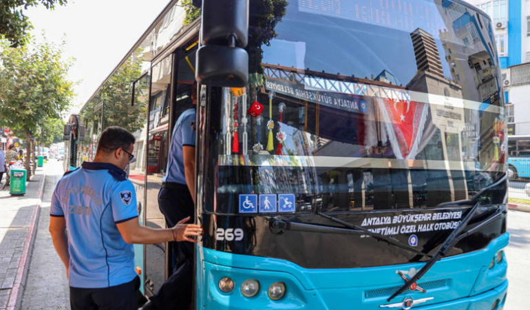 Büyükşehir’in toplu ulaşım araçlarındaki sıkı denetimleri devam ediyor