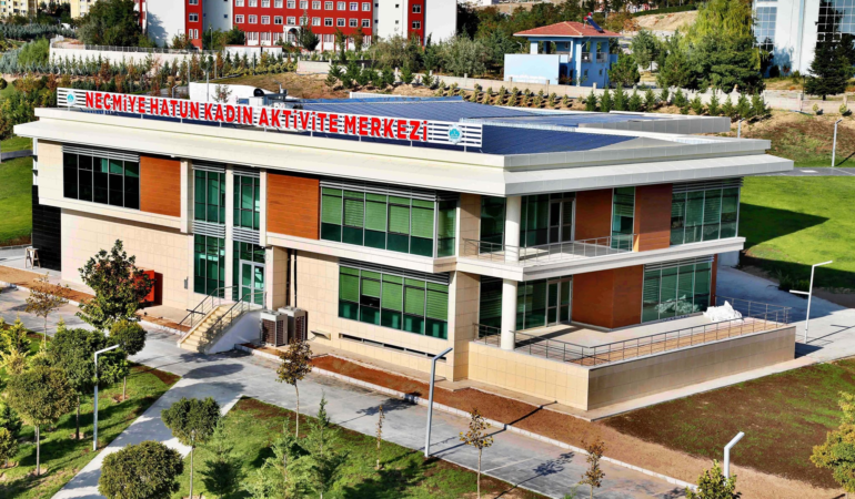 Kadın aktivite merkezlerinde 35 branşta açılacak 150 kurs için başvurular başlıyor
