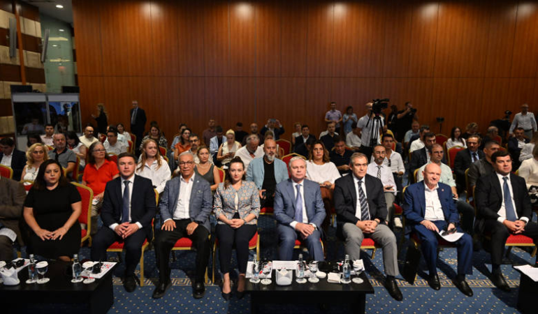 Antalya iş dünyası Moskova heyeti ile buluştu