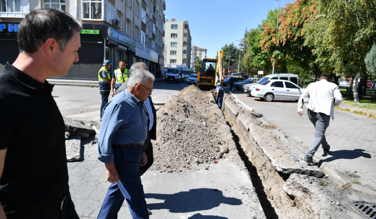 Büyükkılıç’tan DSİ Katlı Kavşağı’nda KASKİ Çalışmalarına İnceleme