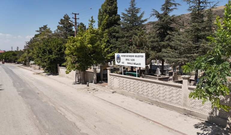 Büyükşehir, Kırsalın İhtiyaçları Doğrultusunda 9 Bin Metre Duvar İnşa Ediyor