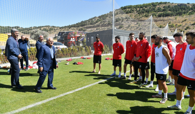 Başkan Büyükkılıç’tan Sporun Kalbinin Attığı Erciyes Yüksek İrtifa Kamp Merkezi’ne Ziyaret