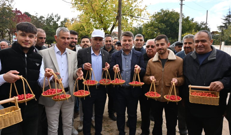 Akyamaç’ta 2. alıç festivali coşkusu