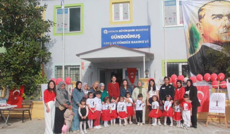 Nostalji Tramvayı’nda 29 Ekim Cumhuriyet Bayramı coşkusu