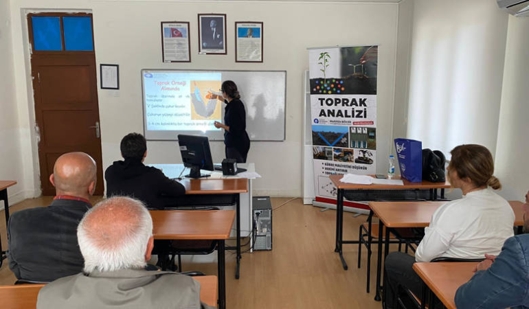 Büyükşehir’de tarımsal eğitimler sürüyor