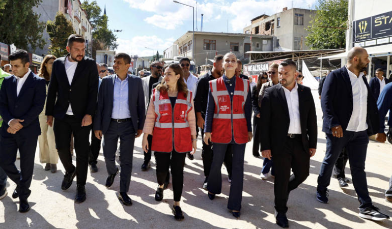 Başkan Vekili Özdemir Korkuteli’de