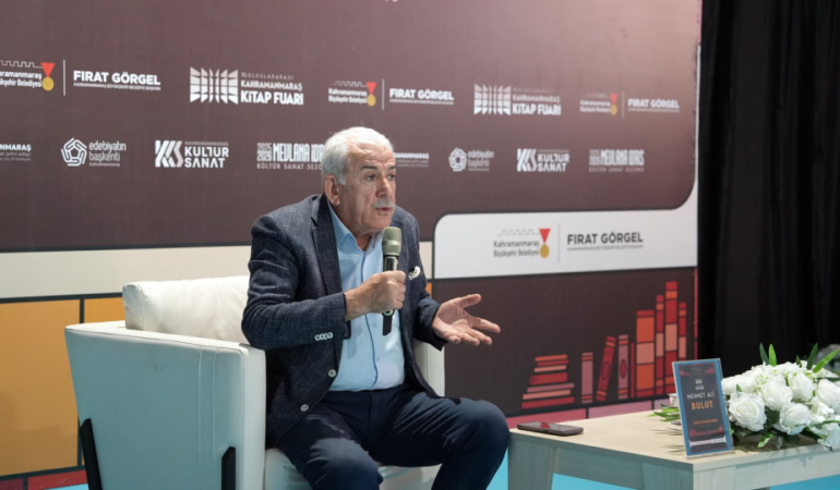 Mehmet Ali Bulut, Kitap Fuarı’nda Modern Çağ ve İnanç Konusunu Ele Aldı
