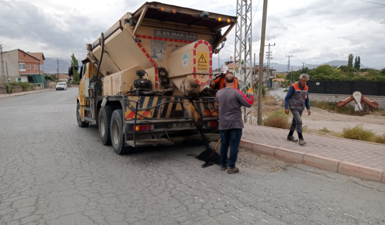 Büyükşehir’den Kırsal Mahalle Yollarına Kış Öncesi Konfor ve Güvenlik Dokunuşu