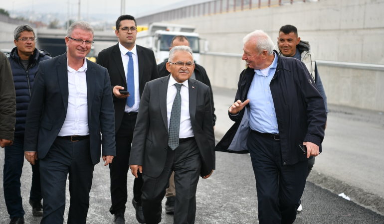 Başkan Büyükkılıç’tan Açılış İçin Gün Sayan Katlı Kavşakta İnceleme