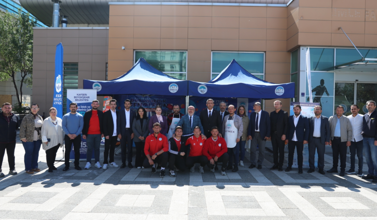 Kayseri Büyükşehir’den KAYÜ’lü Üniversite Öğrencilerine Sıcak Karşılama
