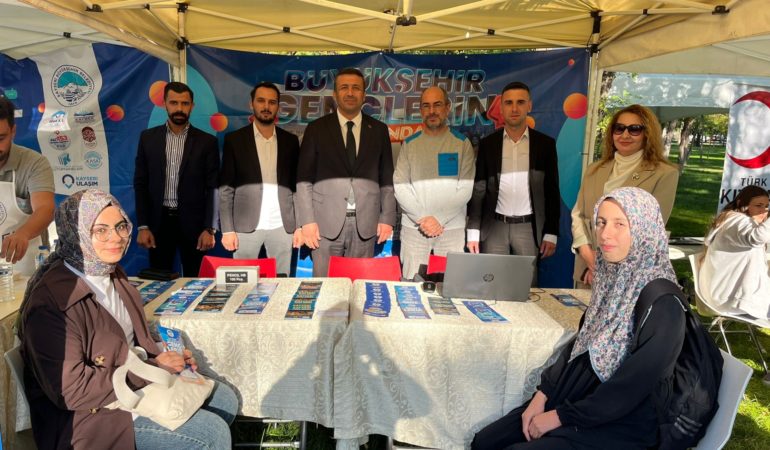 Büyükşehir’den Üniversitelilere Rehberlik, Sanat ve Spor Dolu Etkinlik