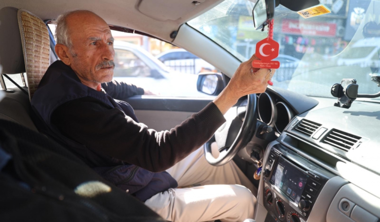 Nevşehirli Sürücülere Araç Kokusu Hediye Edildi