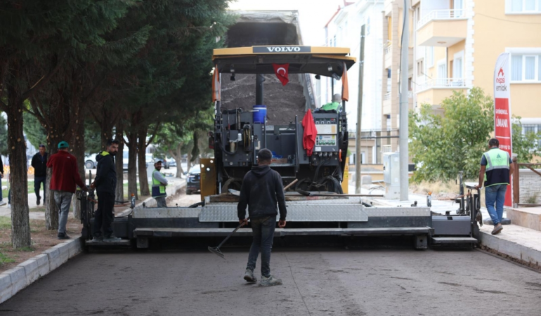 2000 Evler Mahallesi Kafeler Bölgesi’nde Hummalı Çalışma Başladı