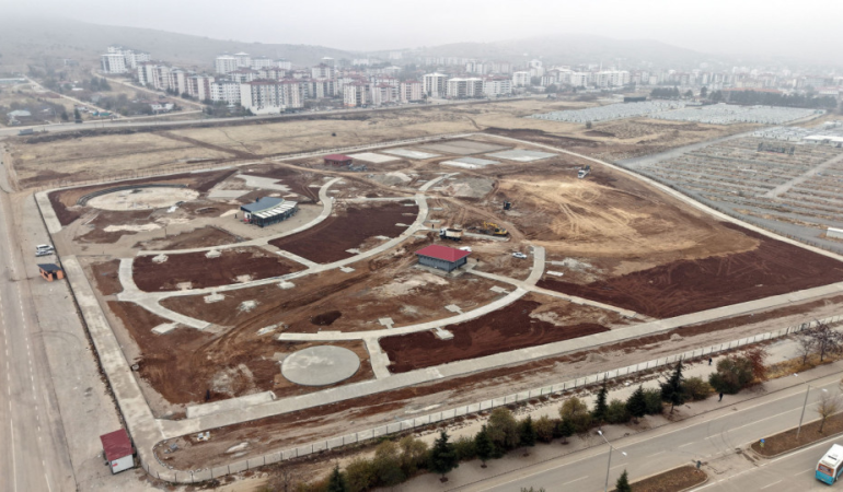 Afşin’e Yeni Nefes; Millet Bahçesi Baştan Sona Yenileniyor