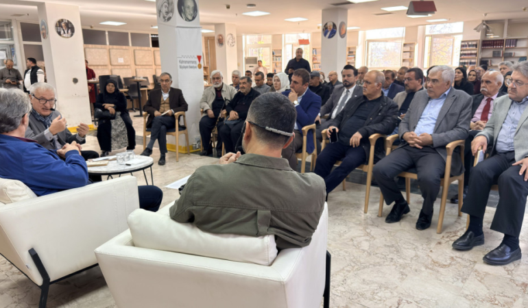 Edebiyatın Başkentinde Edebiyatın Ustası Konuşuldu