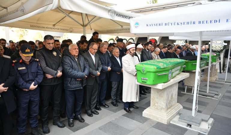 Başkan Büyükkılıç’ın Hayırsever Ağabeyi Ramazan Büyükkılıç’ı Kayseri, Ebediyete Uğurladı