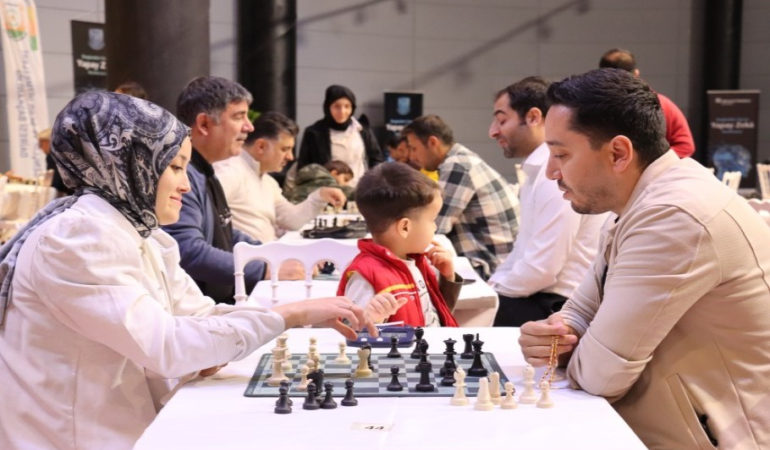 ŞANLIURFA’DA ÖĞRETMENLER İÇİN SATRANÇ TURNUVASI DÜZENLENDİ