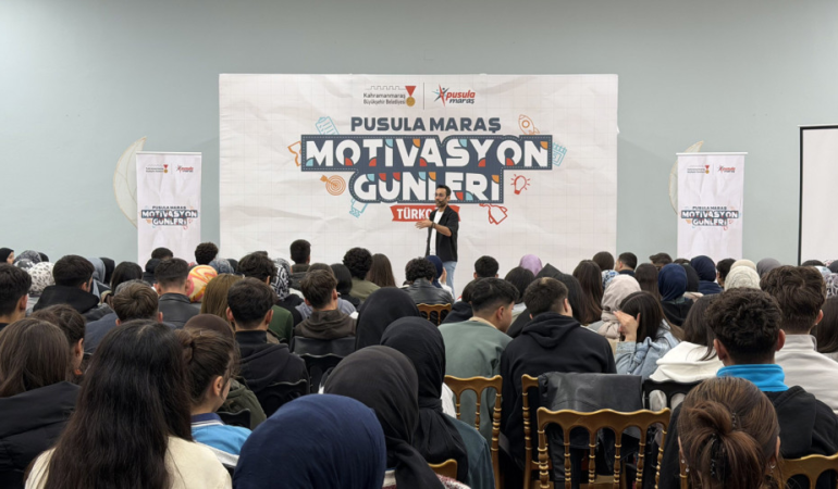 Sınavlara Hazırlıkta Büyükşehir Desteği; Gri Koç’la Motivasyon Günleri Başladı