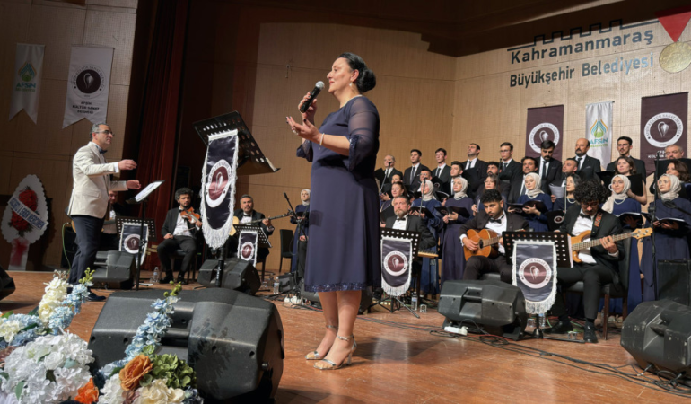 İncesaz Şarkıları Konseri Müzikseverleri Nostaljik Bir Yolculuğa Çıkardı