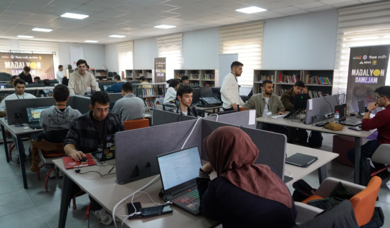Oyun Geliştiren Gençler Pusula Maraş’ta Buluştu: Madalyon Game Jam Başladı