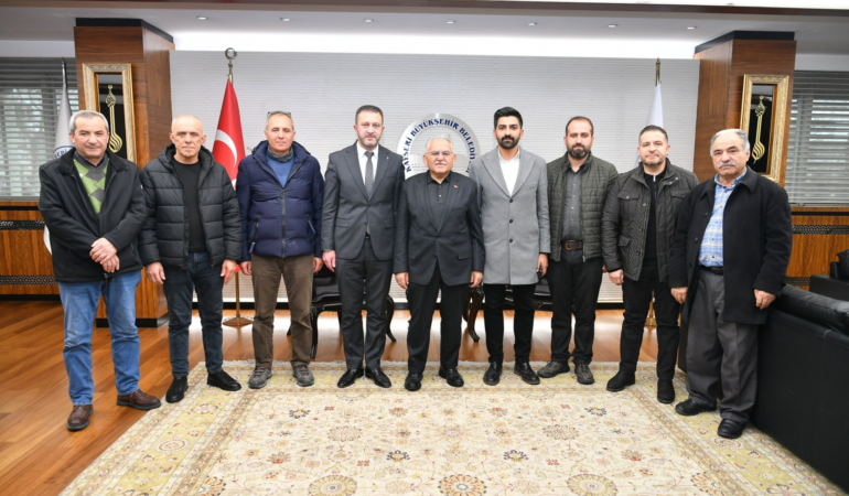 Başkan Büyükkılıç’a Yılsonu Ziyaretçi Yoğunluğu