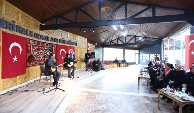 Büyükşehir, 33 Kadın Muhtarı Anlamlı Günde Bir Araya Getirdi