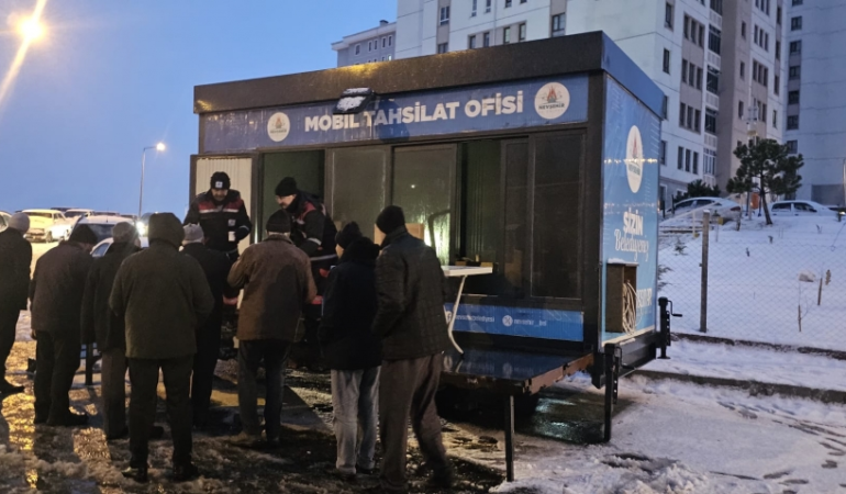 Nevşehir Belediyesi’nden Poğaça ve Süt İkramı