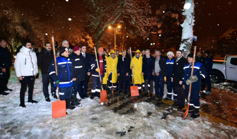 Görgel ve Ünlüer’den Yılın Son Saatlerinde Sahada Denetim ve Ziyaret