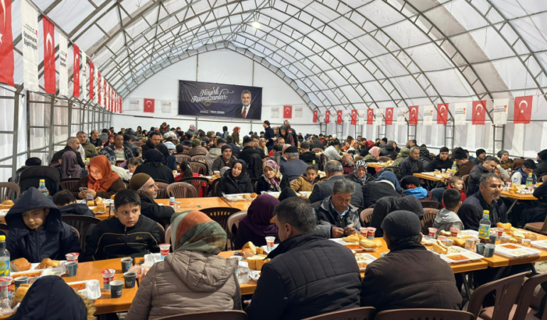 Ramazan Ayının Manevi İklimi Şehri Sardı