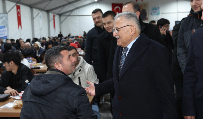 Büyükşehir’in Gönül Sofrasında Başkan Büyükkılıç’tan Kardeşlik Tablosu