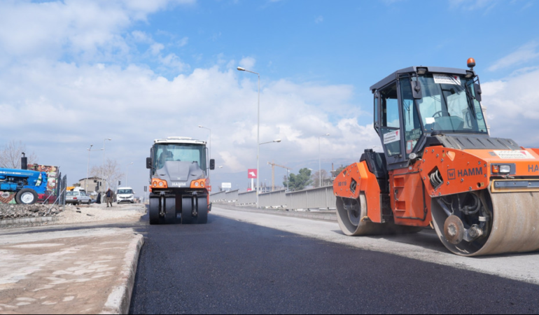 Büyükşehir, Asfalt Mesaisini Dulkadiroğlu’nda Sürdürüyor