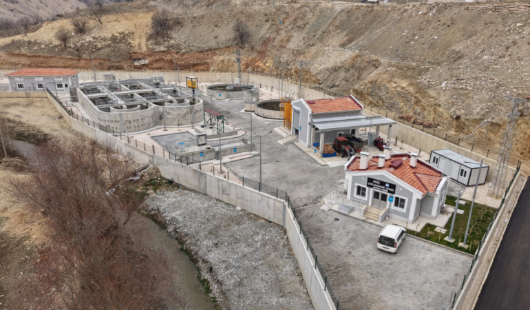 Çağlayancerit’in İleri Biyolojik Atıksu Arıtma Tesisi Hizmete Alındı