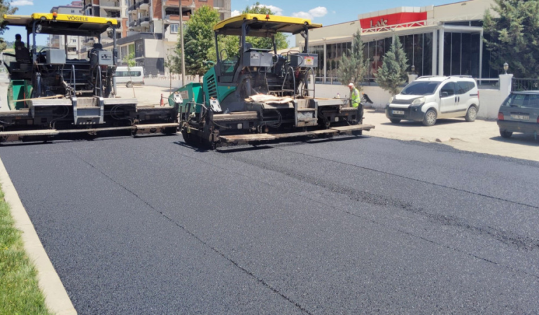 Büyükşehir’den Doğukent’e Dev Yol Yatırımı