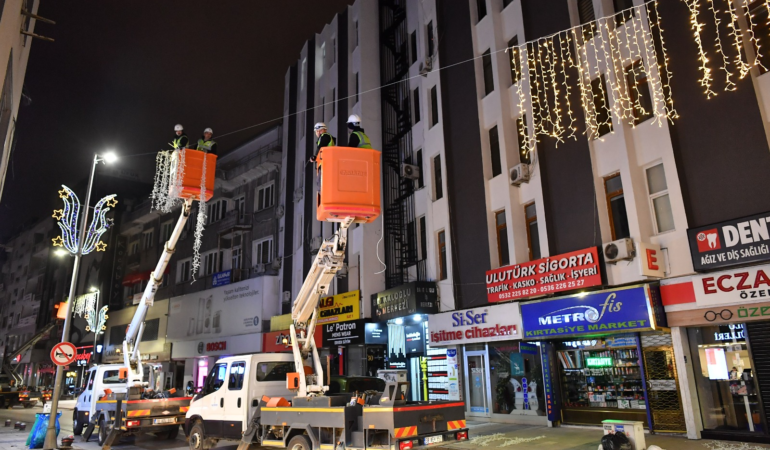 Büyükşehir, Kent Merkezini Aydınlatacak LED Dönüşüm Çalışmalarına Başladı