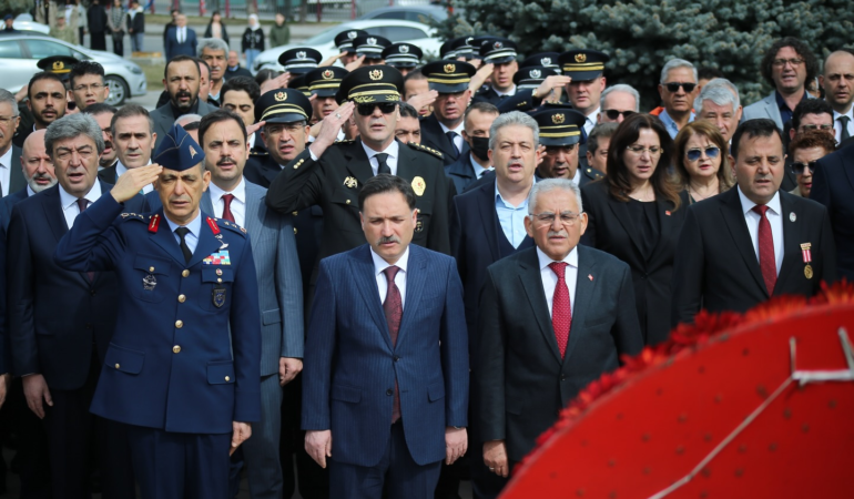 Başkan Büyükkılıç, Çanakkale Zaferi’nin 111’inci Yılında Şehitleri Andı