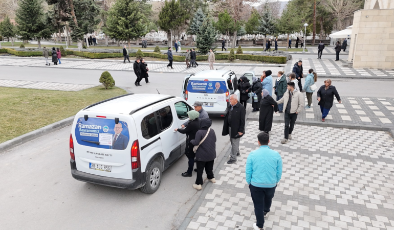 Büyükşehir’den Kabir Ziyaretine Örnek Hizmet: Vatandaştan Tam Not