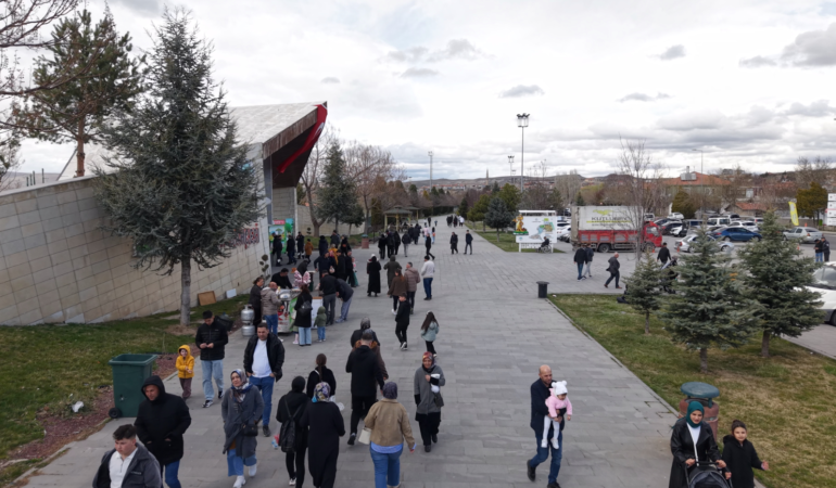 Büyükşehir’in Hayvanat Bahçesi Bayramda Doldu Taştı