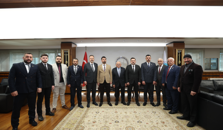 Alperen Ocakları Heyetini Konuk Eden Büyükkılıç: Merhum Muhsin Kardeşimizin En Büyük Hatırası