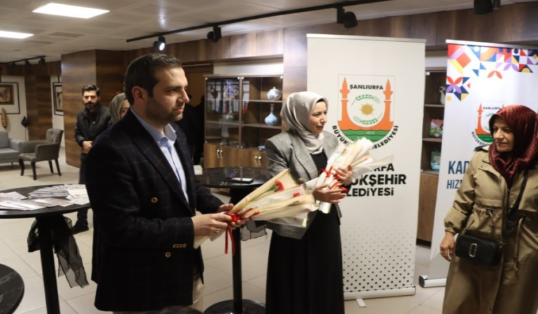 BÜYÜKŞEHİR BELEDİYESİ’NDEN KADINLAR GÜNÜ ETKİNLİĞİ