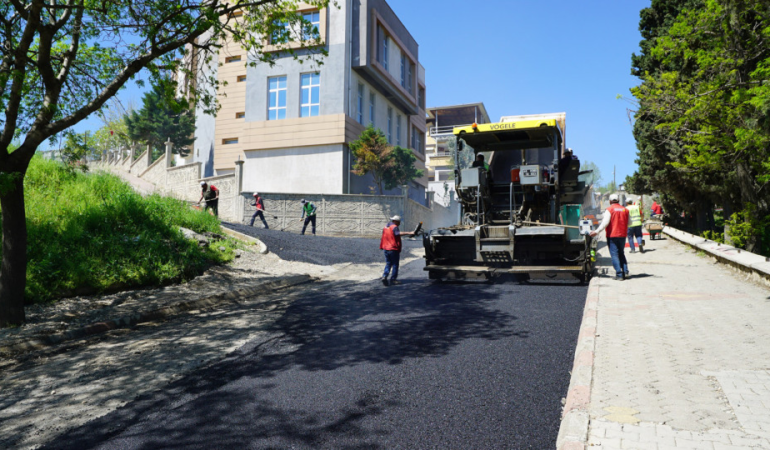 Büyükşehir Yol Yatırımlarını Sürdürüyor