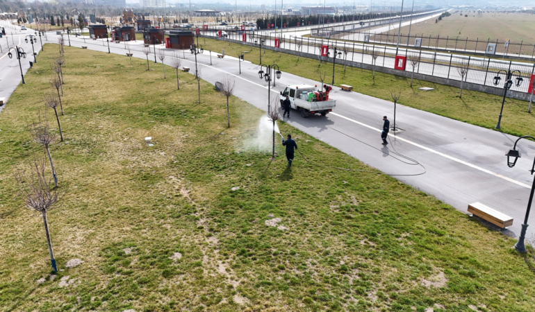 Büyükşehir’den Kapsamlı İlaçlama Seferberliği: Yeşil Alanlara Bahar Dokunuşu