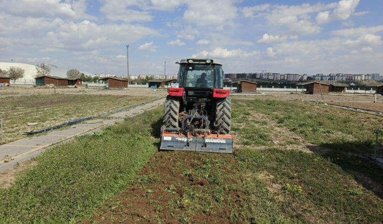 Büyükşehir’in Doğal Ürünler Bahçesi ve Pazarı’nda Yeni Sezon Hazırlığı