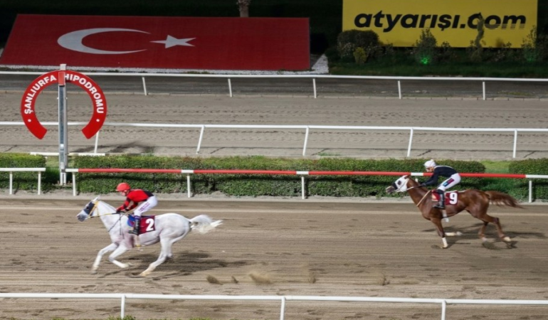 KURTULUŞ KOŞUSU’NU “ANADOLU GÜCÜ” KAZANDI