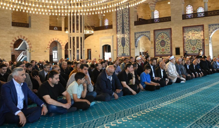 Ayla Öğretmen ve Öğrenciler İçin Mevlid Programı Düzenlendi